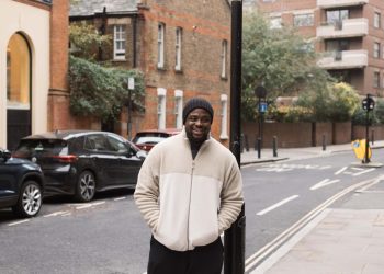SE EN: Stephen Nyamekyeʼs Exhibition Turns Attention to the Workers We Overlook