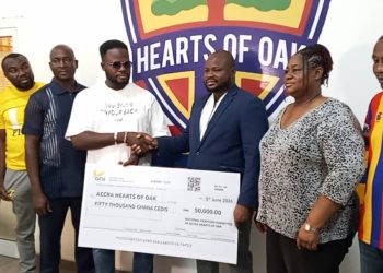 Accra Hearts of Oak National Chapters Committee donates GH¢50,000 To club