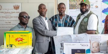 Mayor of Accra equips ‘Tankas’ to enforce food safety by-laws after floods