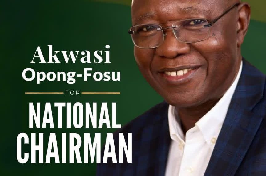 Former Roads Minister Inusah Fuseini Throws Weight Behind Opong-Fosu for NDC Chairmanship